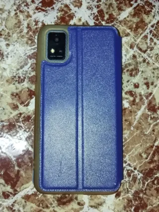 Móvil ZTE A31 Negro + Funda