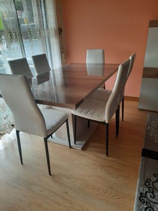 Mesa de comedor madera