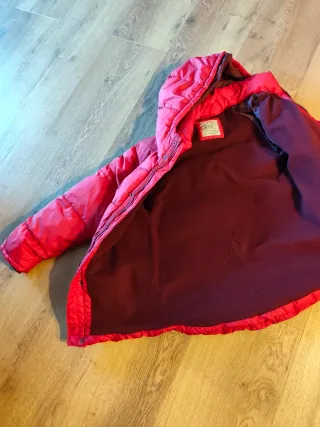 2 Abrigos niño 12 años aprox.