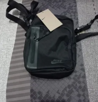 Riñonera Nike Negra