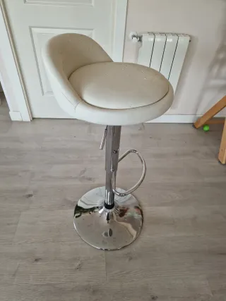 Taburete alto silla bar beige y plata
