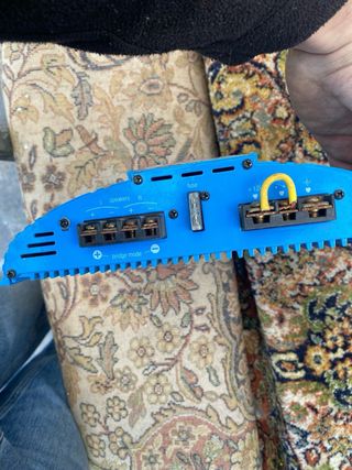 Amplificado GTA-2001B + Altavoces Sony SQ638