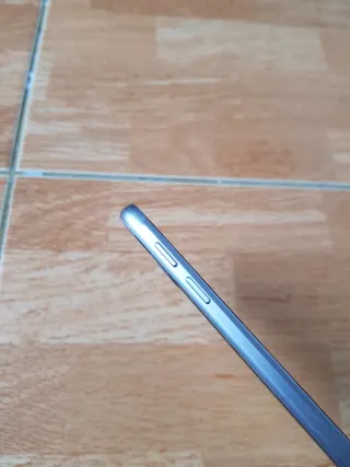 Teléfono móvil Samsung Galaxy S6.