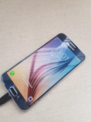 Teléfono móvil Samsung Galaxy S6.