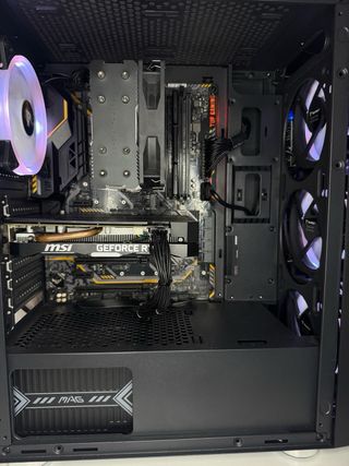 PC Gaming Fantech con RGB