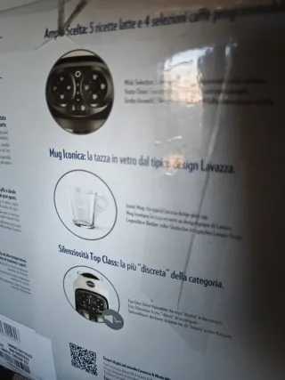 Cafetera Lavazza Desea + Cápsulas