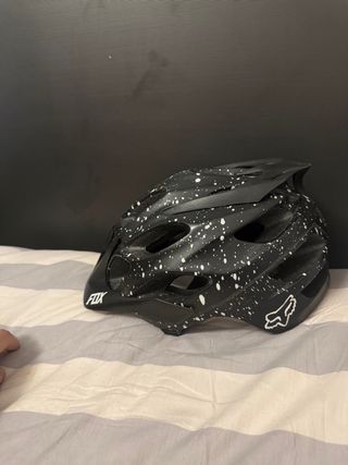 Casco MTB Fox Negro con Diseño Salpicado