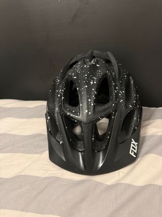 Casco MTB Fox Negro con Diseño Salpicado