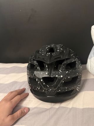 Casco MTB Fox Negro con Diseño Salpicado