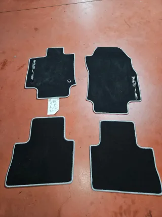 ALFOMBRILLAS TOYOTA RAV4 HYBRID 2018-2025 ORIGINAL