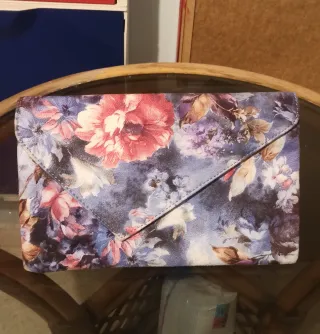 Bolso de mano floral pequeño