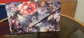 Bolso de mano floral pequeño