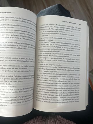 Carolina se enamora (Spanish Edition)