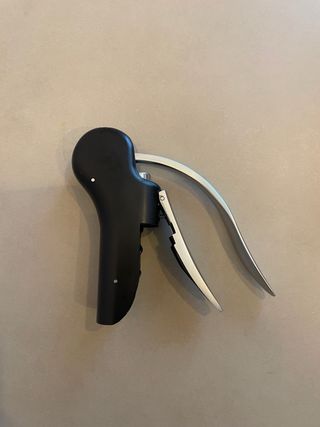 Apribottiglie vino elegante.