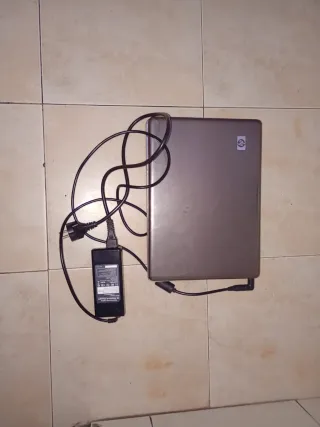 Portátil HP Plata y Negro