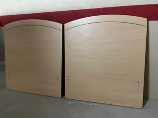 Cabecero de madera beige uno 5€