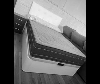 Canapé cama blanco con colchón