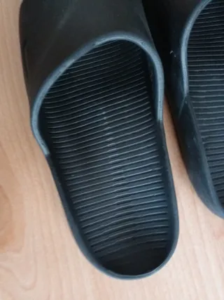 Chanclas Nike Negras