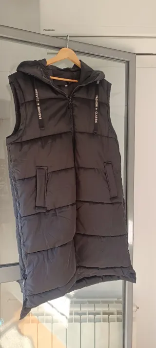 Chaleco acolchado largo mujer negro