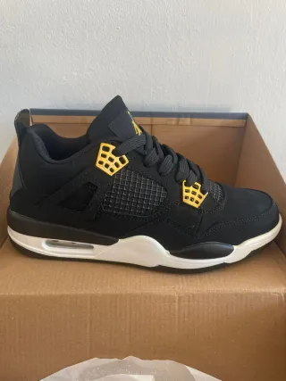 Air Jordan 4 Royalty Talla 40