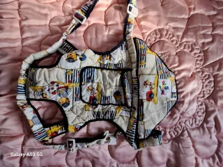 Mochila de porteo infantil con ositos