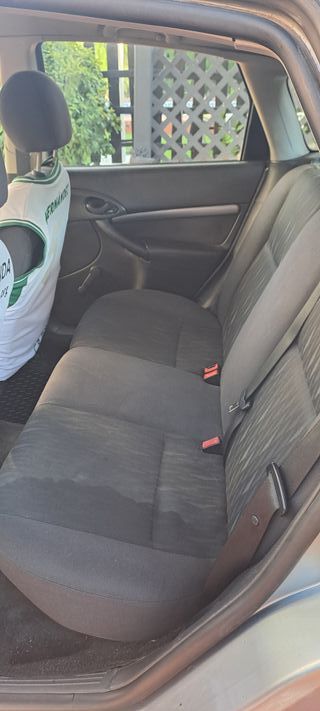 Ford Focus 1.8 Diesel con Pantalla tactil