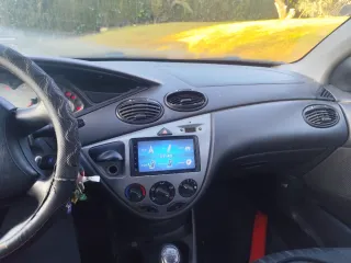 Ford Focus 1.8 Diesel con Pantalla tactil