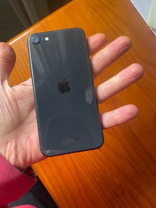 iPhone SE (2da Gen) Negro