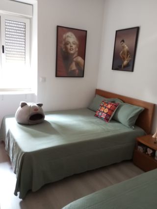 2 Camas de Casal Usadas madeira pinho mel