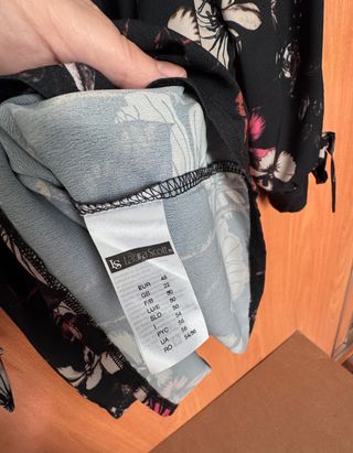 Blusa mujer floral hombros descubiertos