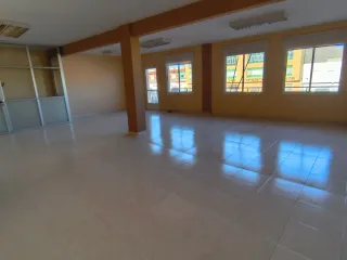 Alquiler local comercial