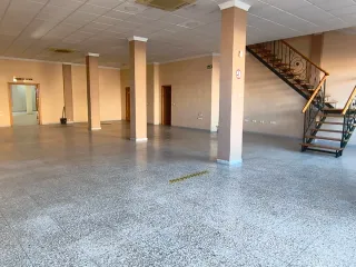 Alquiler local comercial