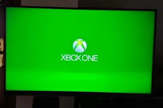 Xbox One S 500 GB Bianca + Giochi