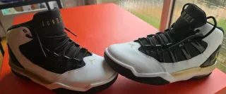 Zapatillas Jordan Max Aura Talla 41.5 nuevo