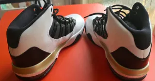 Zapatillas Jordan Max Aura Talla 41.5 nuevo