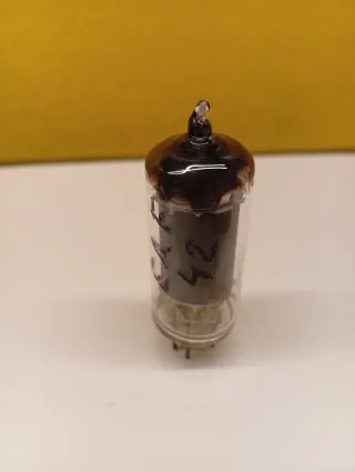 EAF 42 Válvulas EAF 42 Radio Antiguo