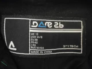 Pantalón de esquí negro con tirantes para mujer