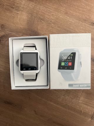 Smartwatch Gris y Blanco