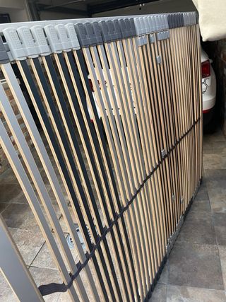 Somier de madera y metal