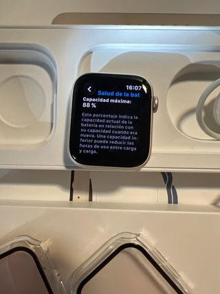 Apple Watch SE 2ª gen 44mm Starlight alluminio