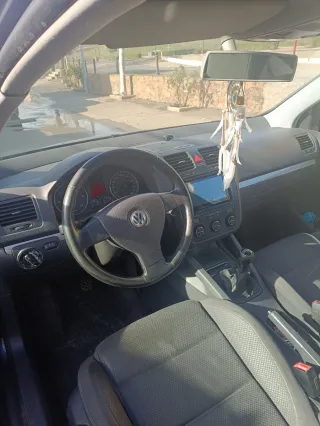 Volkswagen Golf 2005