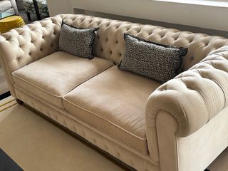 Sofa chester terciopelo beige