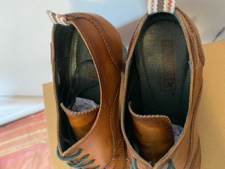 Zapatos tacón Pikolinos marrones