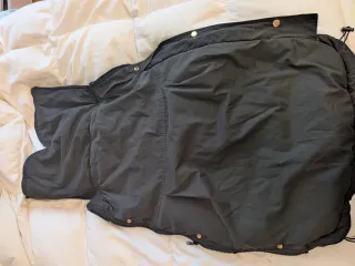 Abrigo porteo/embarazo negro