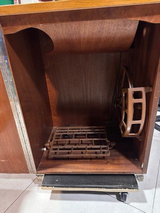 Máquina de coser Alfa antigua