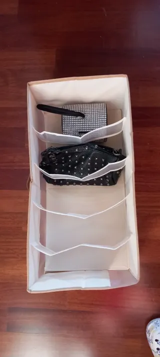 Organizzatore beige e nero in tessuto