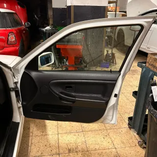Interior original completo en piel BMW E36 sedan