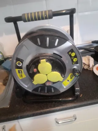 Alargador 40m 3 enchufes