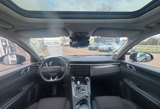 LYNK & CO 01 2023 con Garantia y Enganche de Remol