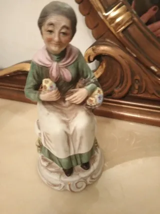 Statuette vintage tre anziani